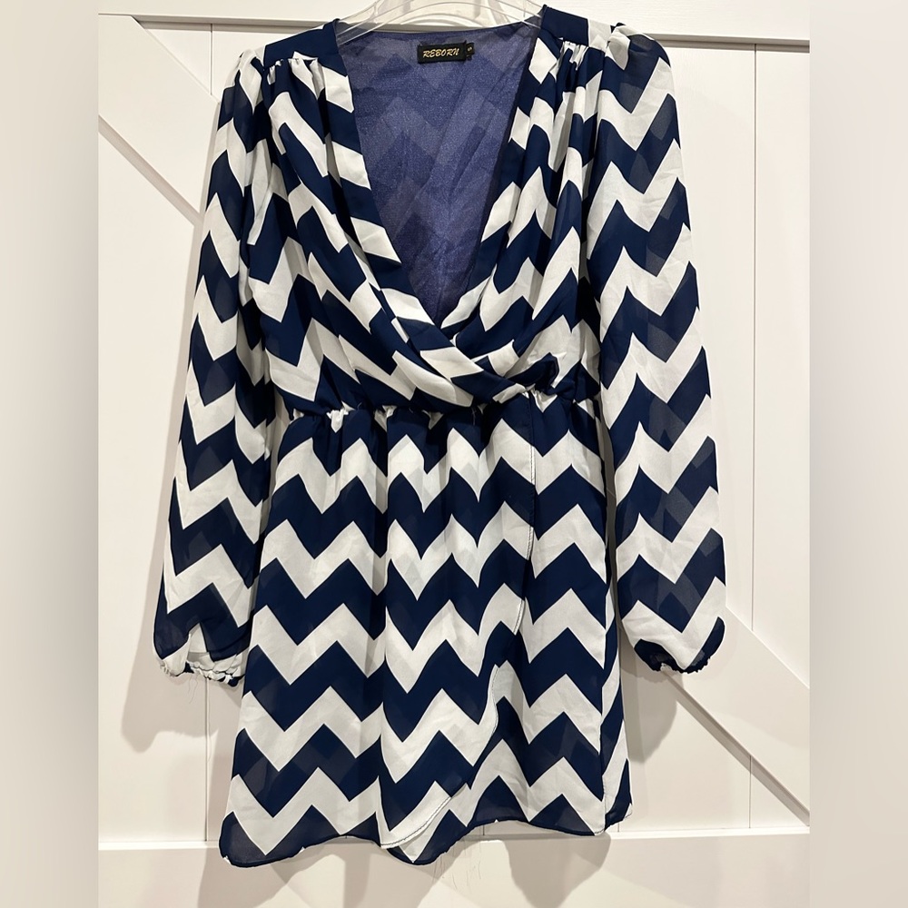 Chevron navy/white dress